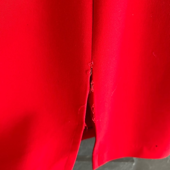 Red cocktail dress need to be wash - Picture 3 of 3